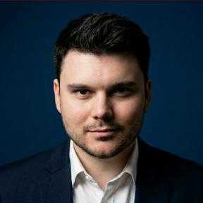 Александр Кузнецов