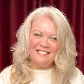 Полина Майская